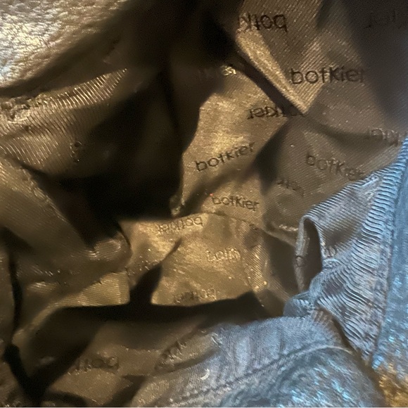 Botkier Black Leather Bucket Shoulder Bag Grommets Crossbody Adjustable - Picture 10 of 15